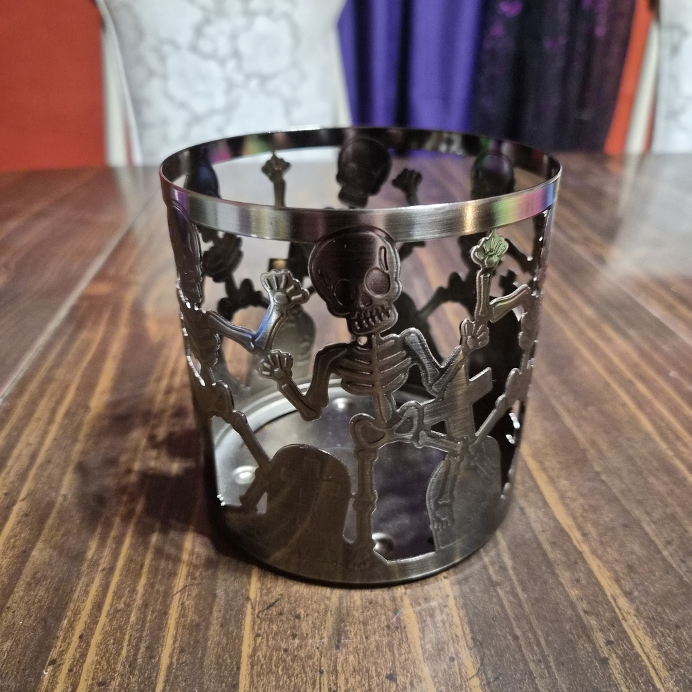 Yankee Candle Metal Skeleton Candle Holder